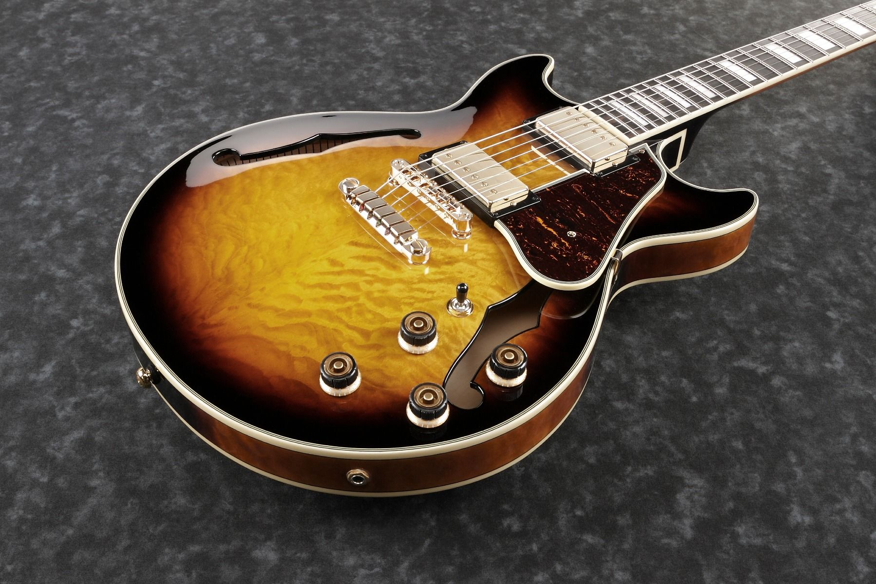 Ibanez AM Artcore Expressionist AM93QM Antique Yellow Sunburst AYS