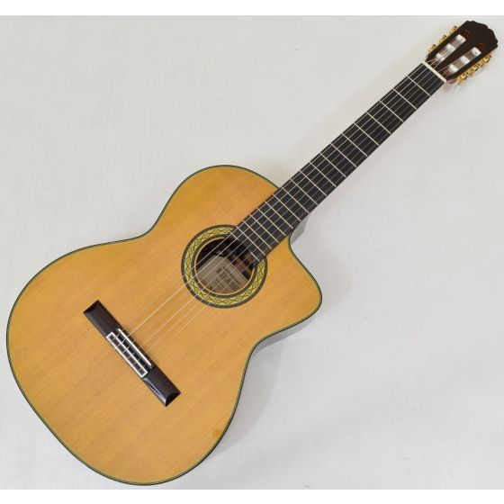 Takamine TH5C Classical Acoustic Electric Guitar Natural B-Stock 0961 sku number TAKTH5C.B0961
