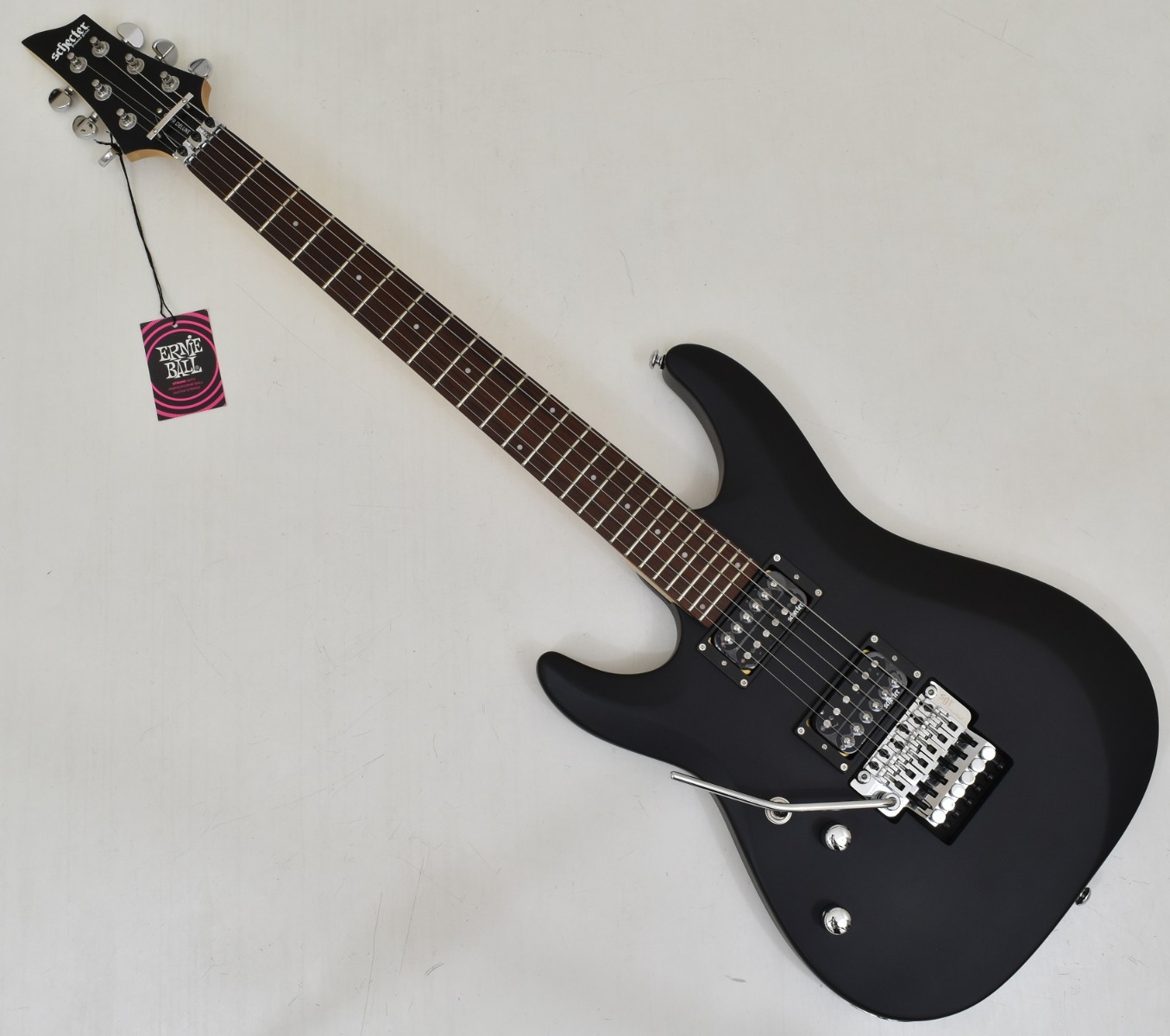 Schecter c−6−FR Deluxe−Lefty
SatinBlack左 Schecter C-6 FR Deluxe Left-Handed Guitar B-Stock 0279 | eBay